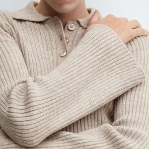 Mango oatmeal crop knit sweater top with bell sleeves